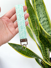 Load image into Gallery viewer, Green Fronds Keyfob Wristlets